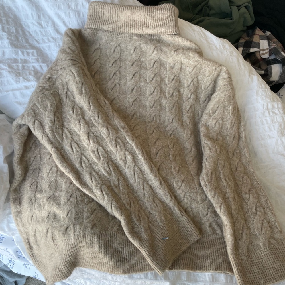 Cable Knit Sweater - H&M
